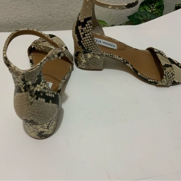 Steve Madden Irenee Snake Print Block Heel Sandals​ size 6 M New - Picture 7 of 11